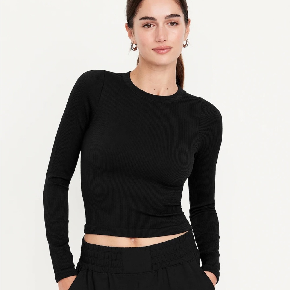 Old Navy Exhale Seamless Fitted Rib T-Shirt